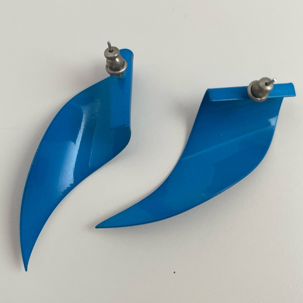 Vintage 80’s Indie Neon Blue Festival Rave Summer Abstract Geometric Earrings - Picture 4 of 8